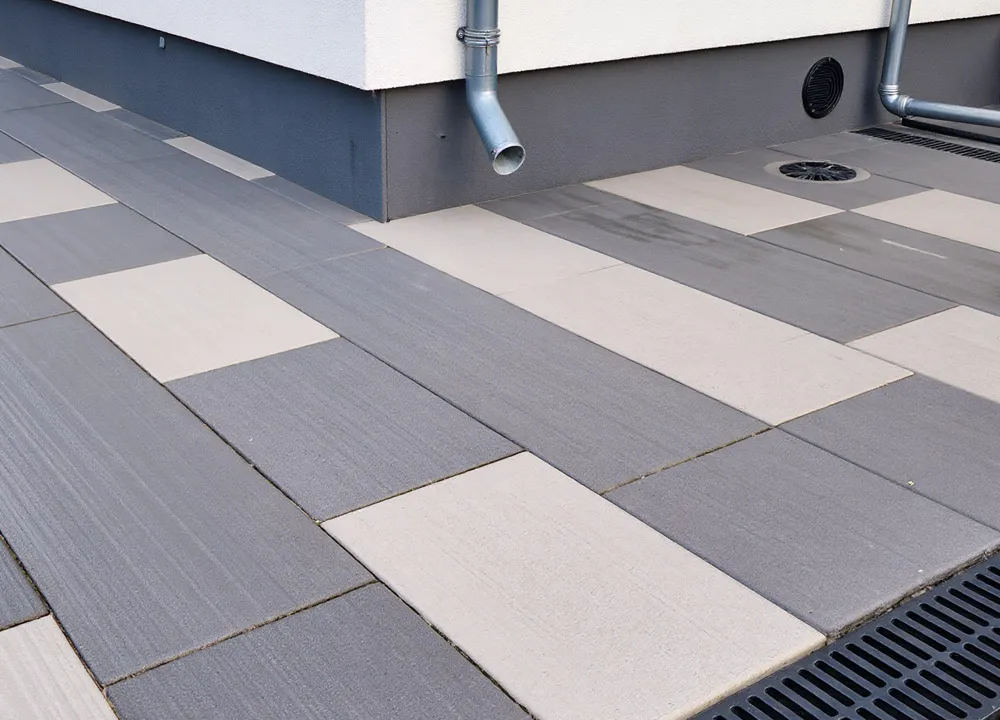 Pedestal Paver Installation - Photo 7