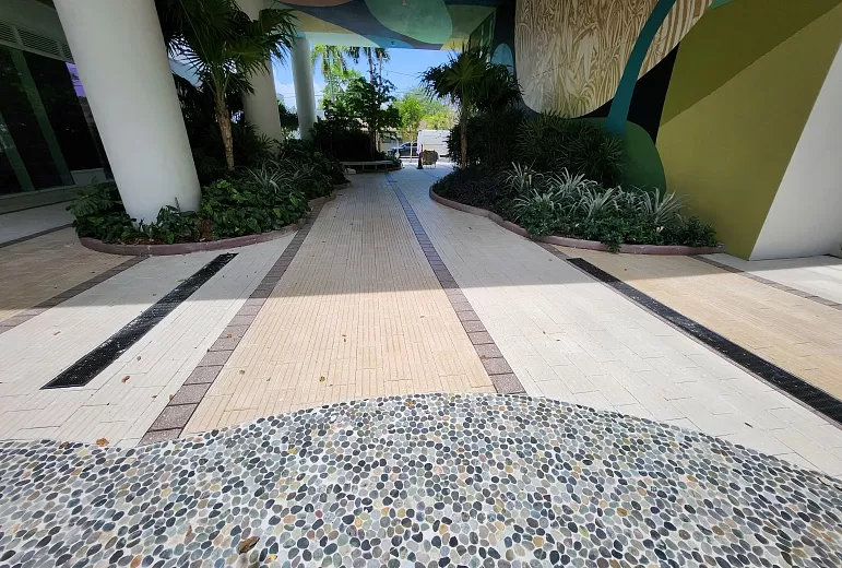 Commercial Services - Photo 91