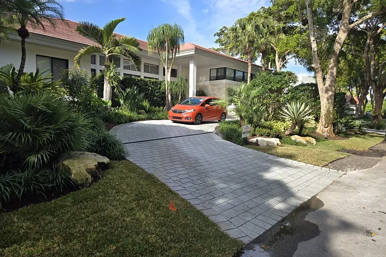 Paver Installation Company - Photo 11