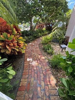 Old Chicago Paver Refresh & Repair - Photo 7